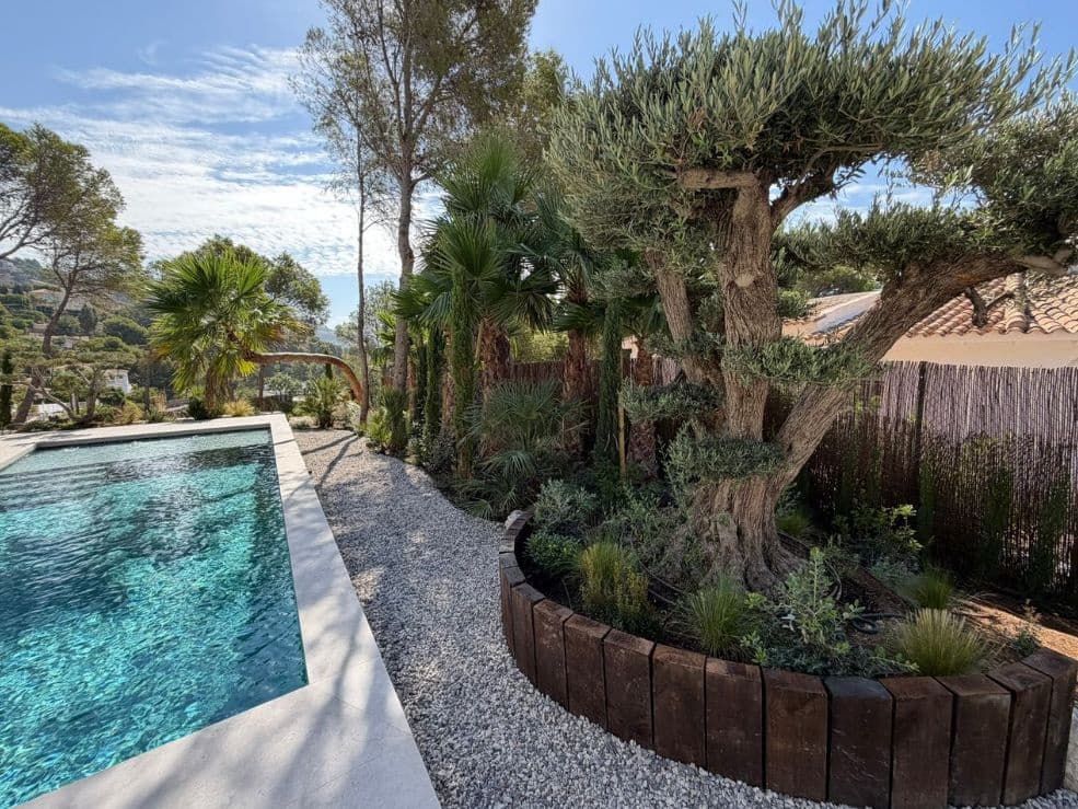 4 bedroom Villa for sale in Altea with pool garage - € 2,295,000 (Ref: 10031073)