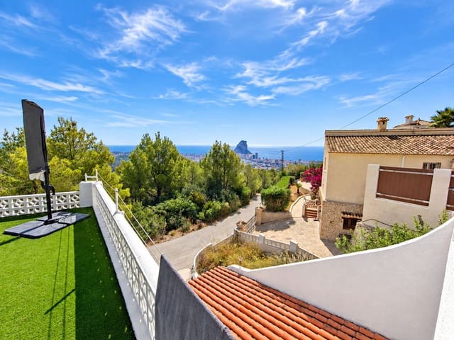 3 makuuhuone Huvila myytävänä paikassa Oltamar - Cucarres, Calpe / Calp mukana uima-altaan 
autotalli - 745 000 € (Ref: 10057620)