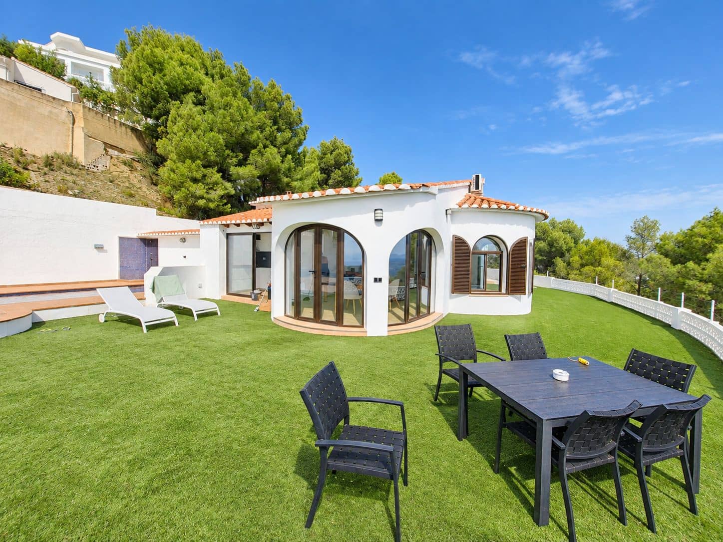 3 bedroom Villa for sale in Calpe / Calp with pool garage - € 745,000 (Ref: 10057620)