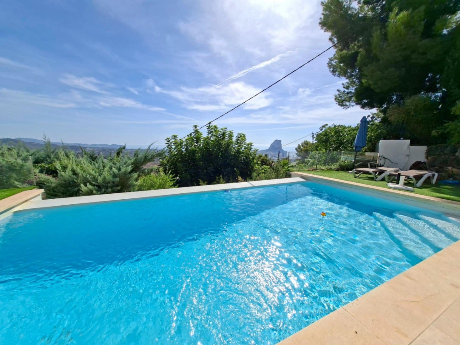 5 Zimmer Villa zu verkaufen in Calpe / Calp mit Pool Garage - 1.250.000 € (Ref: 10057621)