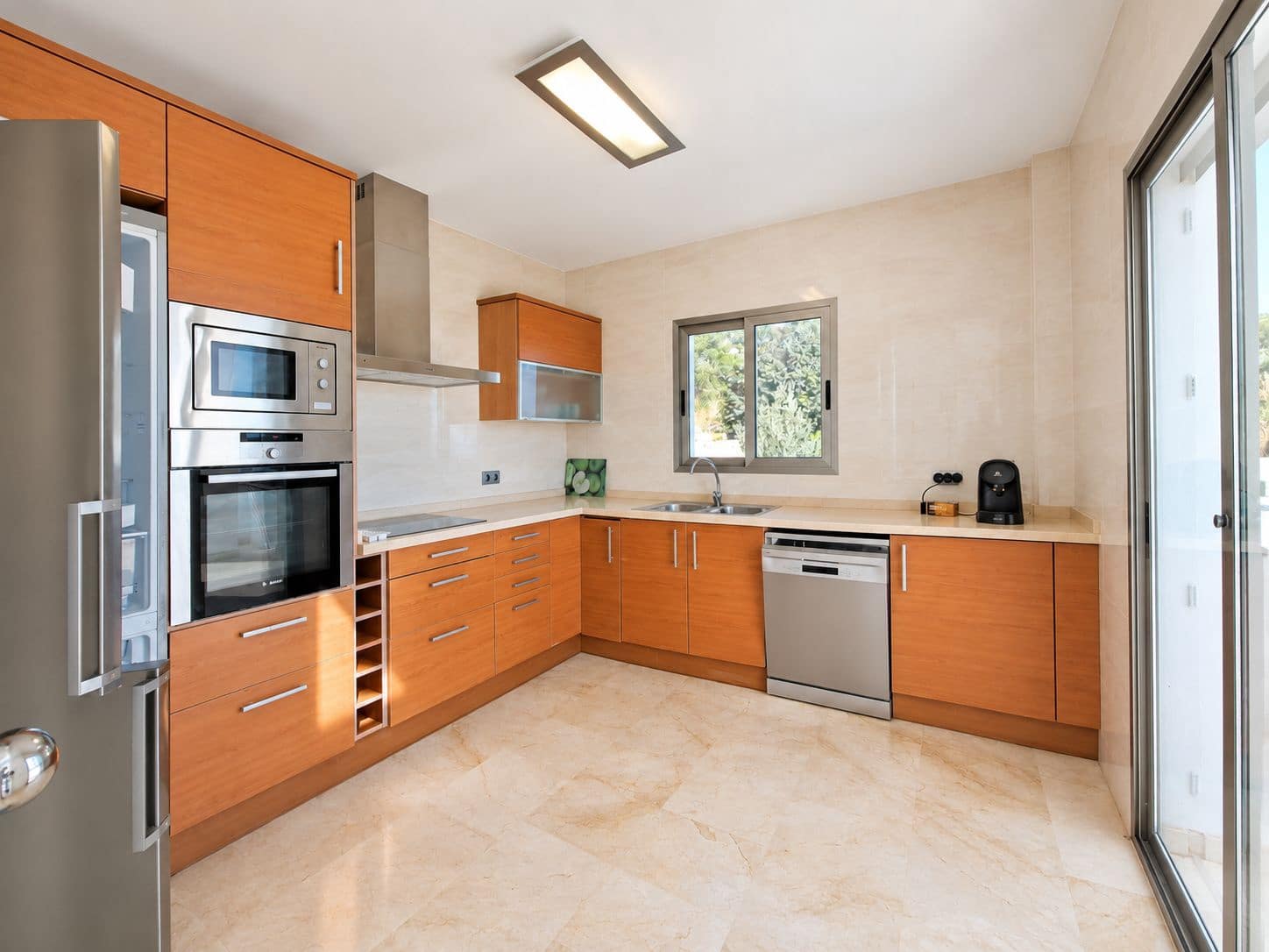 5 Zimmer Villa zu verkaufen in Calpe / Calp mit Pool Garage - 1.250.000 € (Ref: 10057621)