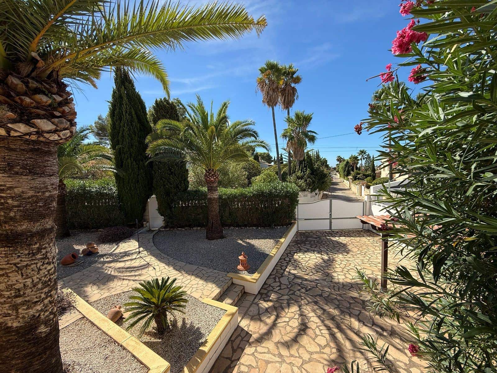 3 soverom Villa til salgs i Calpe / Calp med svømmebasseng garasje - € 450 000 (Ref: 10091419)