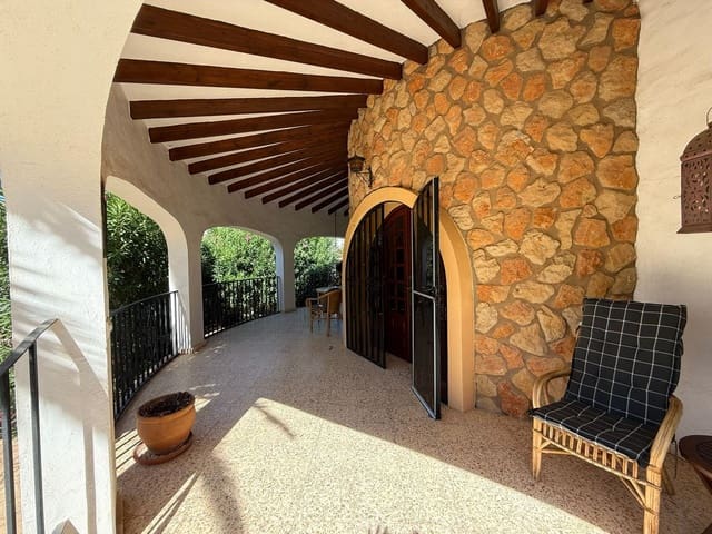 3 soverom Villa til salgs i Cometa - Carrió, Calpe / Calp med svømmebasseng garasje - € 450 000 (Ref: 10091419)