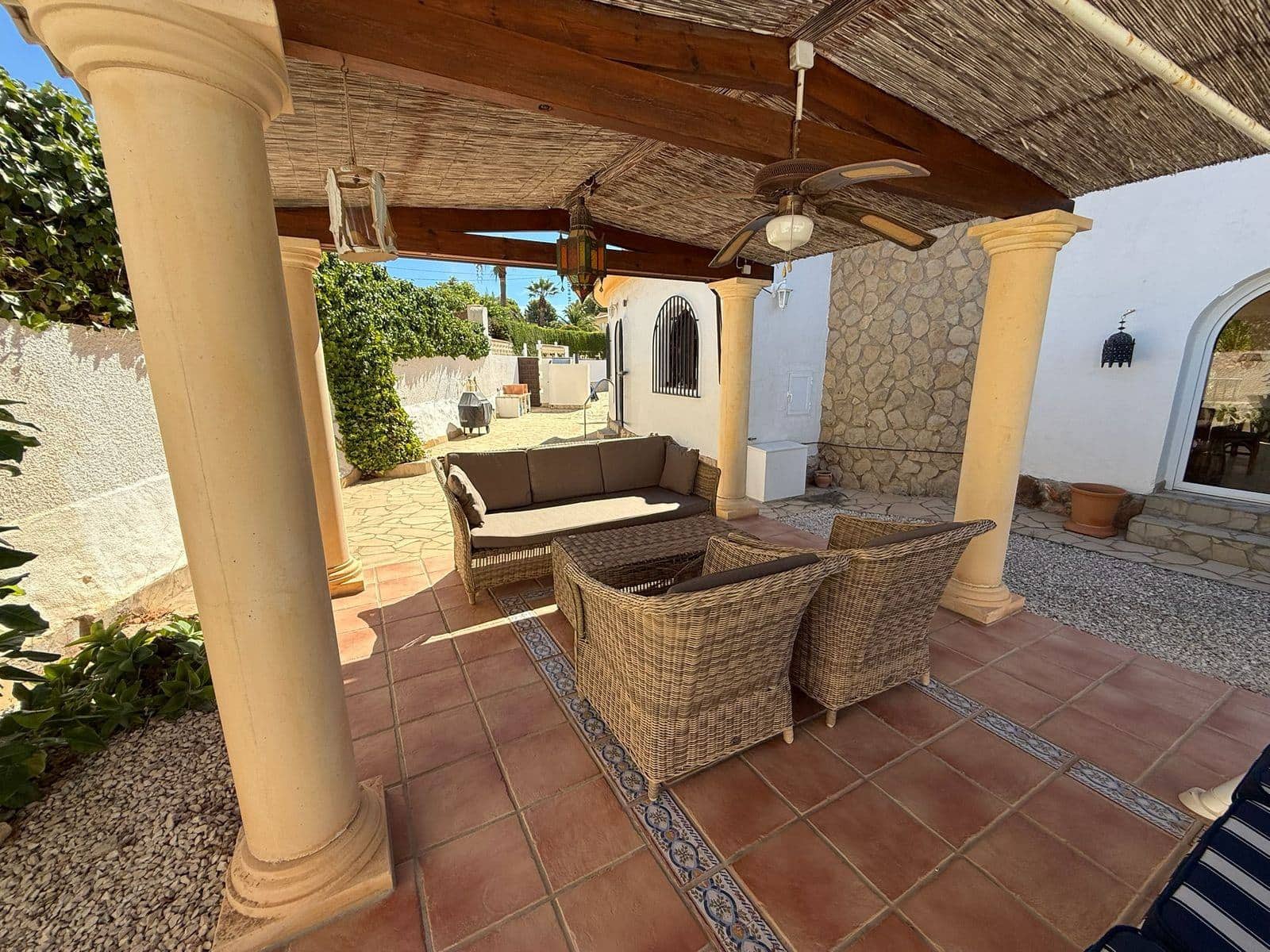 3 soverom Villa til salgs i Calpe / Calp med svømmebasseng garasje - € 450 000 (Ref: 10091419)
