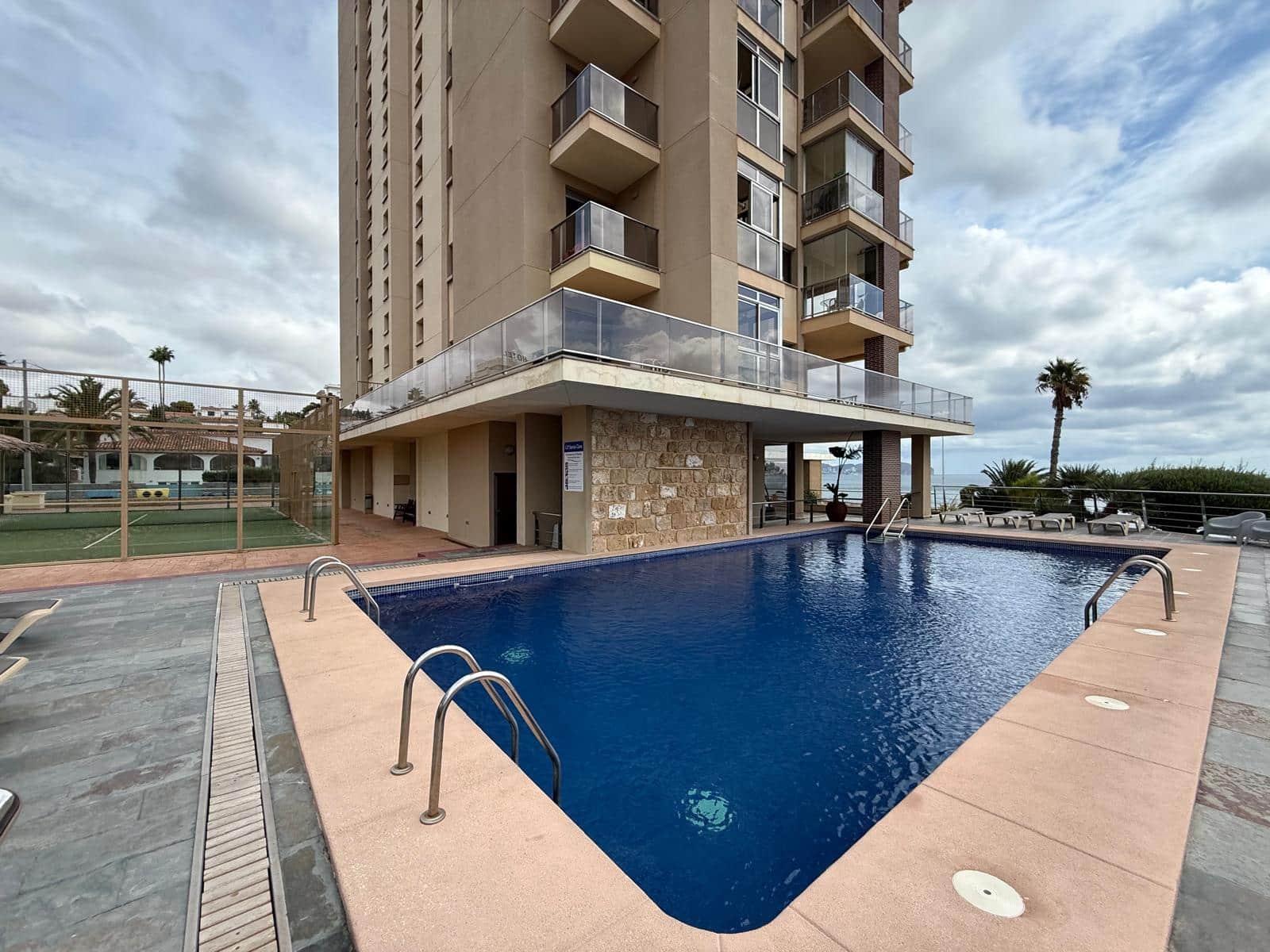 2 slaapkamer Appartement te koop in Calpe / Calp met garage - € 690.000 (Ref: 10093670)