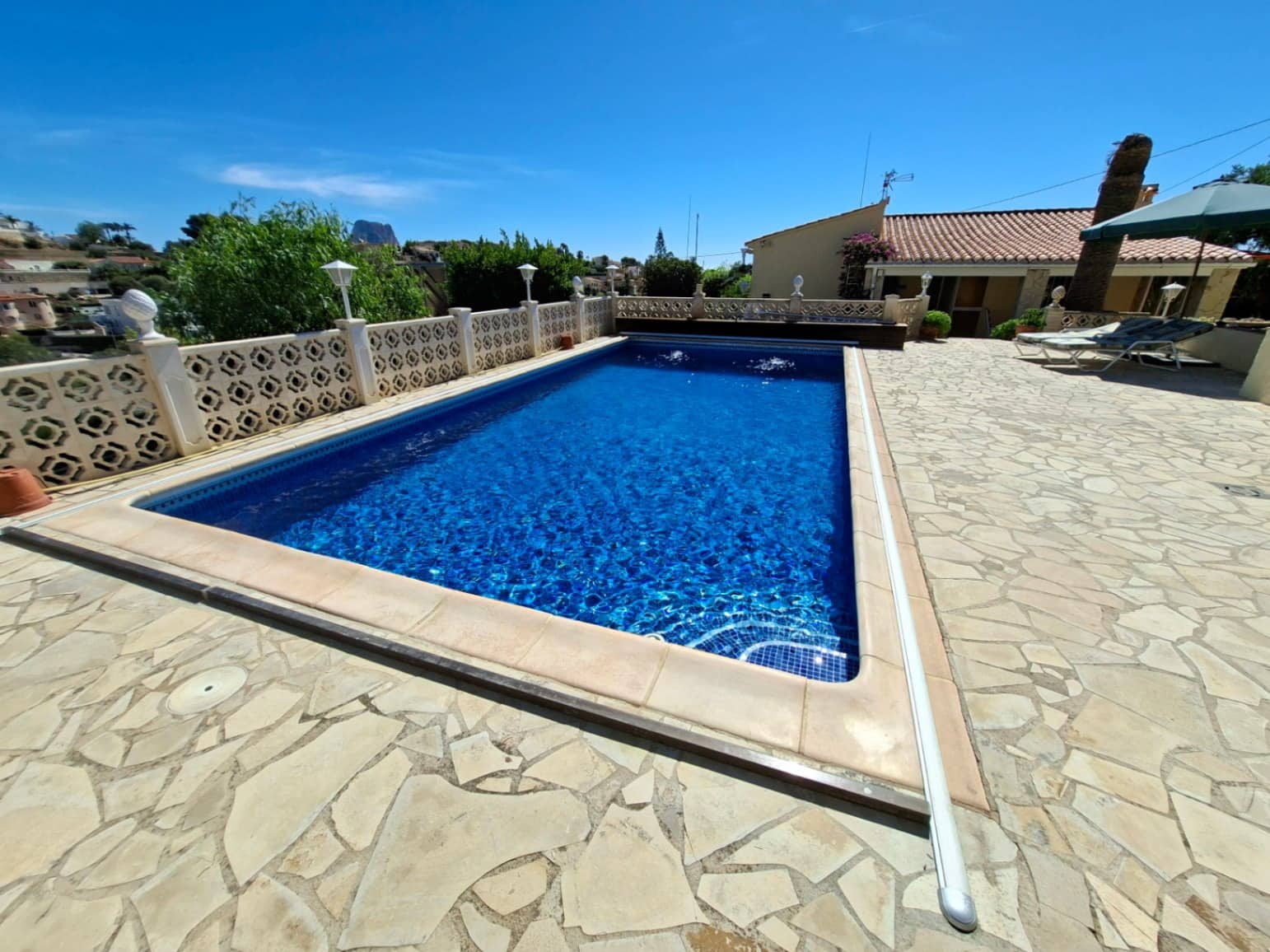 3 soveværelse Villa til salg i Calpe / Calp med swimmingpool garage - € 650.000 (Ref: 10095776)