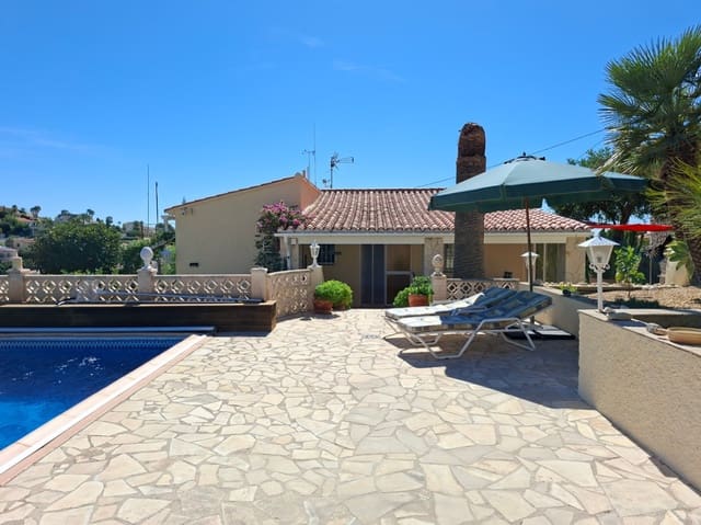 3 quarto Moradia para venda em Canuta, Calpe / Calp com piscina garagem - 650 000 € (Ref: 10095776)