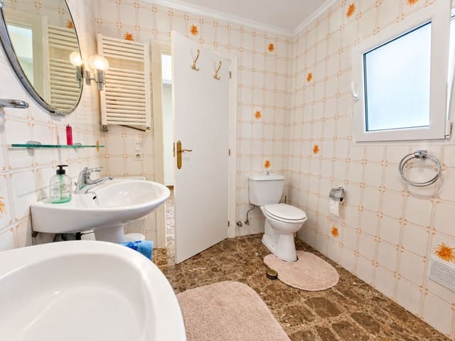 3 quarto Moradia para venda em Canuta, Calpe / Calp com piscina garagem - 650 000 € (Ref: 10095776)