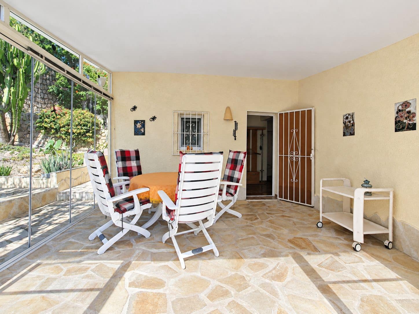 3 bedroom Villa for sale in Calpe / Calp with pool garage - € 650,000 (Ref: 10095776)