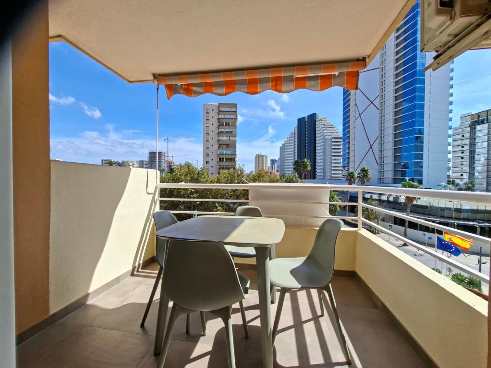 1 soveværelse Lejlighed til salg i Calpe / Calp med swimmingpool - € 259.000 (Ref: 10125108)