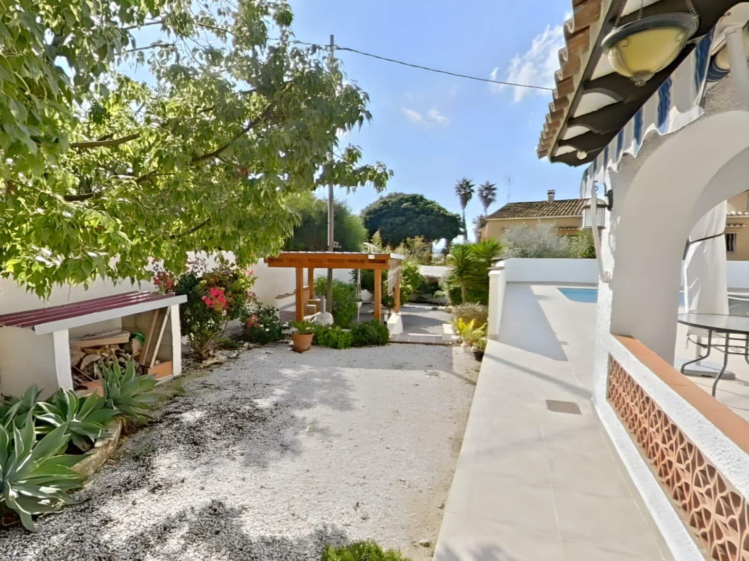 3 slaapkamer Villa te koop in Calpe / Calp met zwembad garage - € 740.000 (Ref: 10183222)
