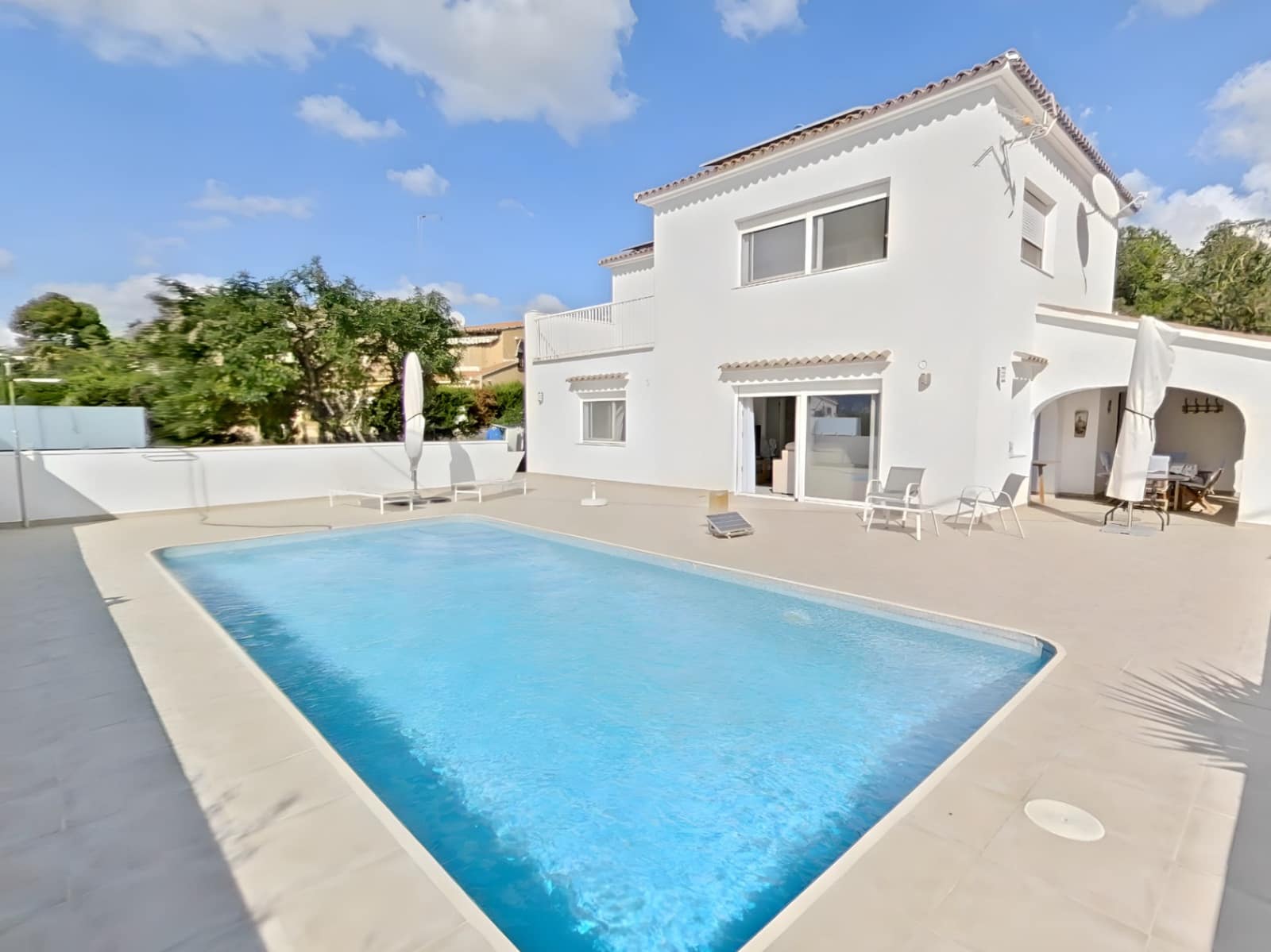 3 slaapkamer Villa te koop in Calpe / Calp met zwembad garage - € 740.000 (Ref: 10183222)