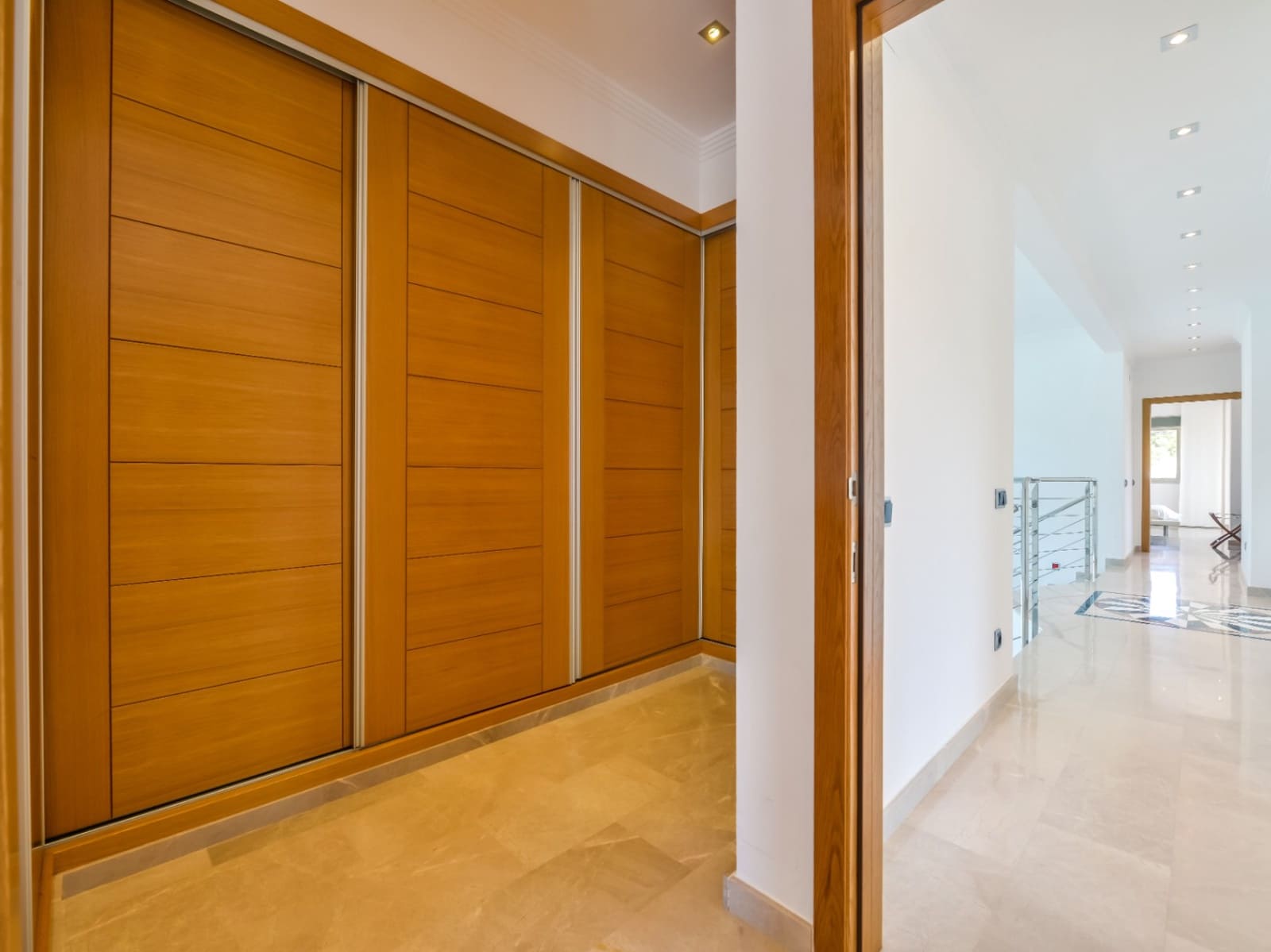 5 sypialnia Willa na sprzedaż w Benissa z basenem garażem - 1 900 000 € (Ref: 5763903)