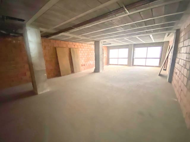 Kommersiell til salgs i Pueblo, Calpe / Calp - € 610 000 (Ref: 5763926)