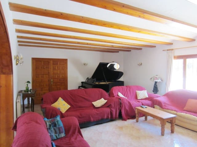 9 Zimmer Villa zu verkaufen in Benissa mit Pool Garage - 1.500.000 € (Ref: 5791714)