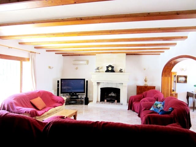 9 Zimmer Villa zu verkaufen in Benissa mit Pool Garage - 1.500.000 € (Ref: 5791714)