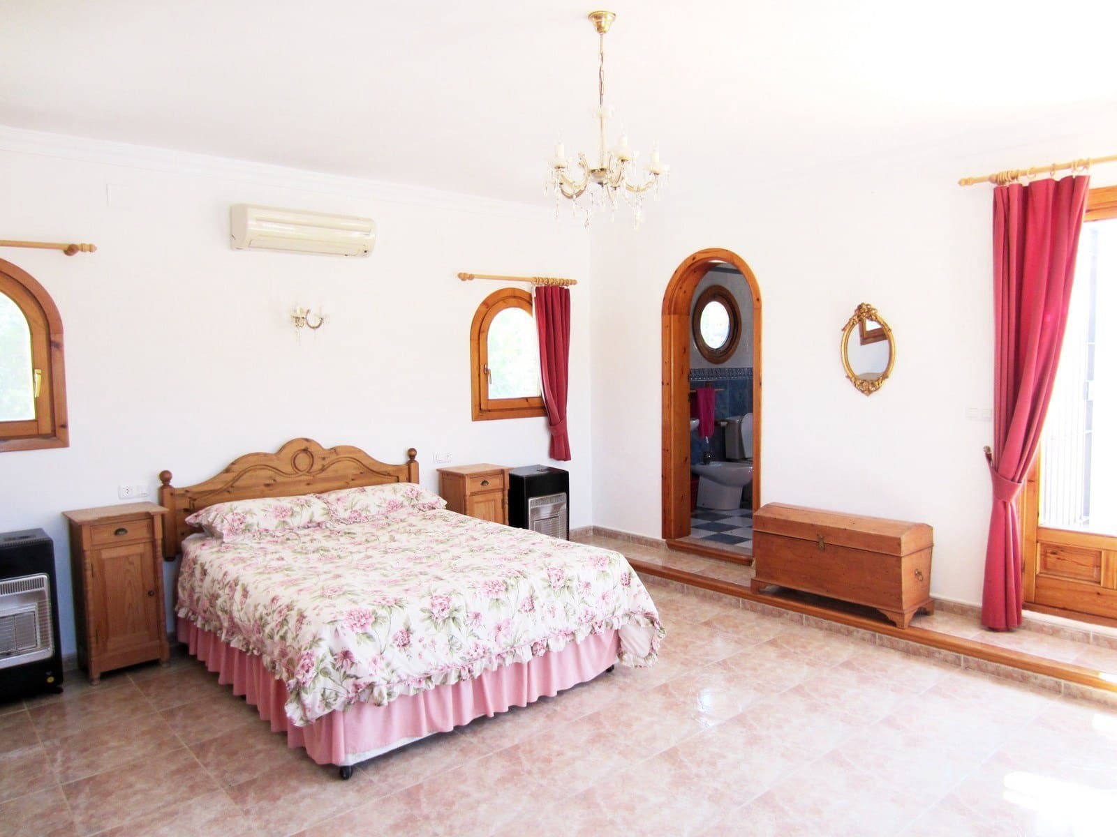 9 bedroom Villa for sale in Benissa with pool garage - € 1,500,000 (Ref: 5791714)