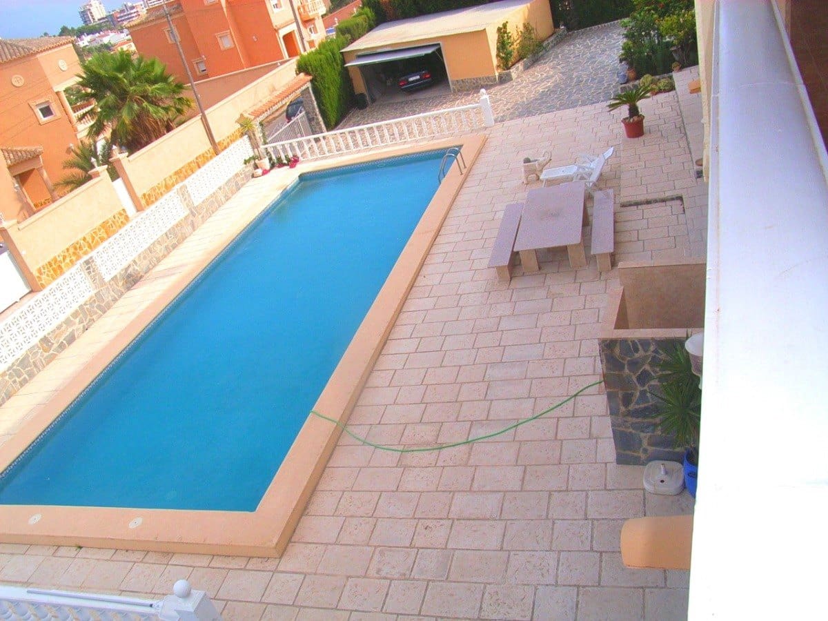 10 Zimmer Villa zu verkaufen in Calpe / Calp mit Pool Garage - 1.500.000 € (Ref: 6905283)