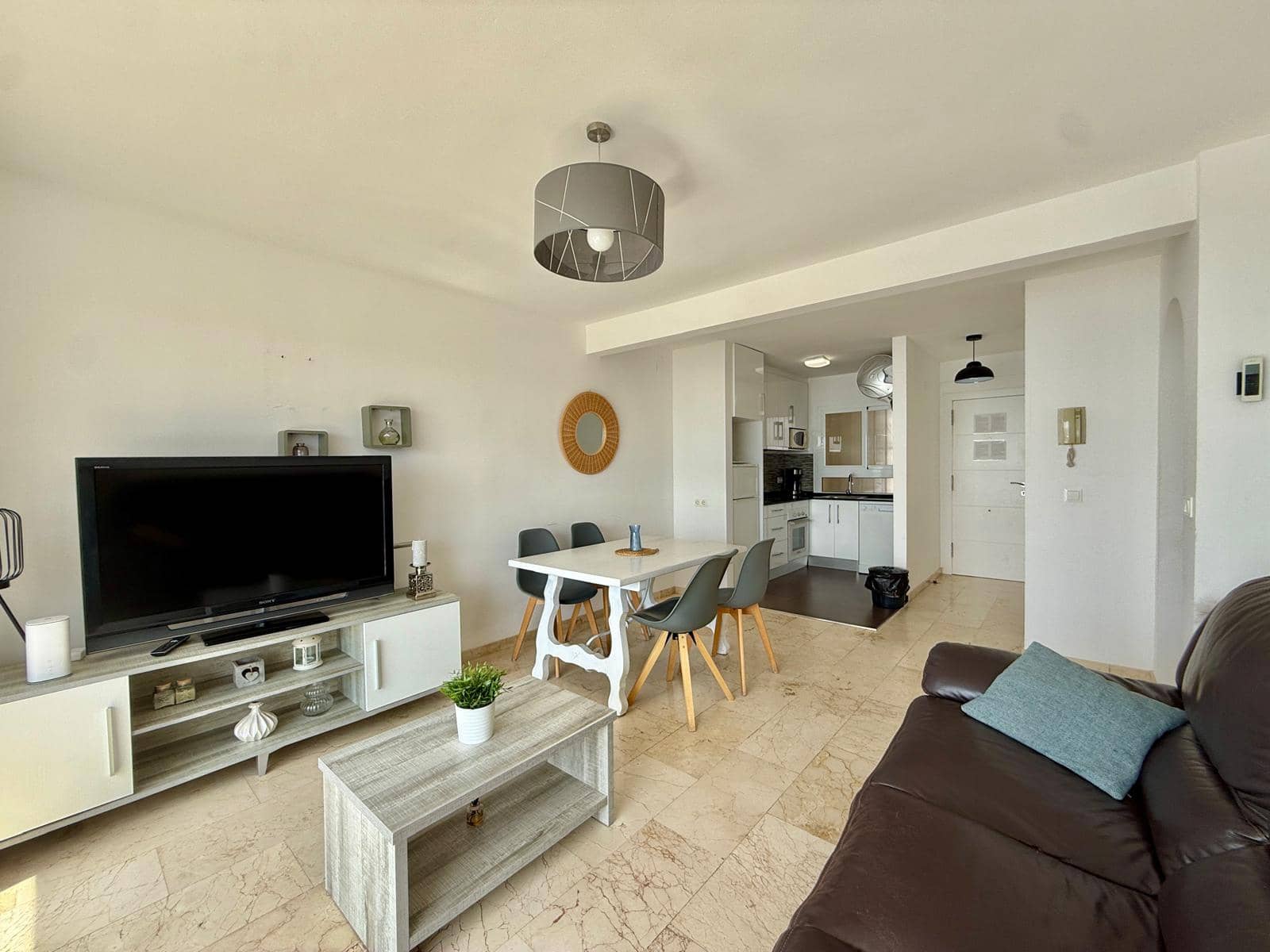 2 bedroom Apartment for sale in Calpe / Calp with pool - € 320,000 (Ref: 698883)