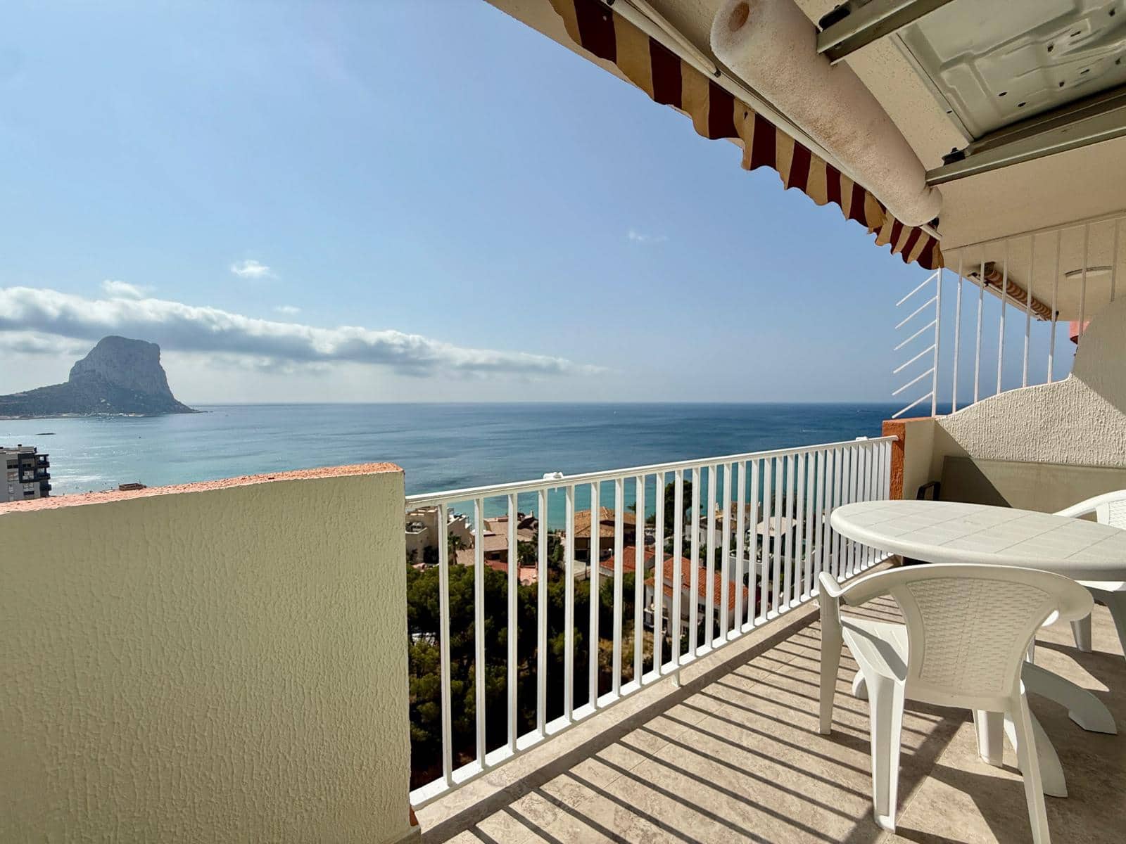 2 bedroom Apartment for sale in Calpe / Calp with pool - € 320,000 (Ref: 698883)