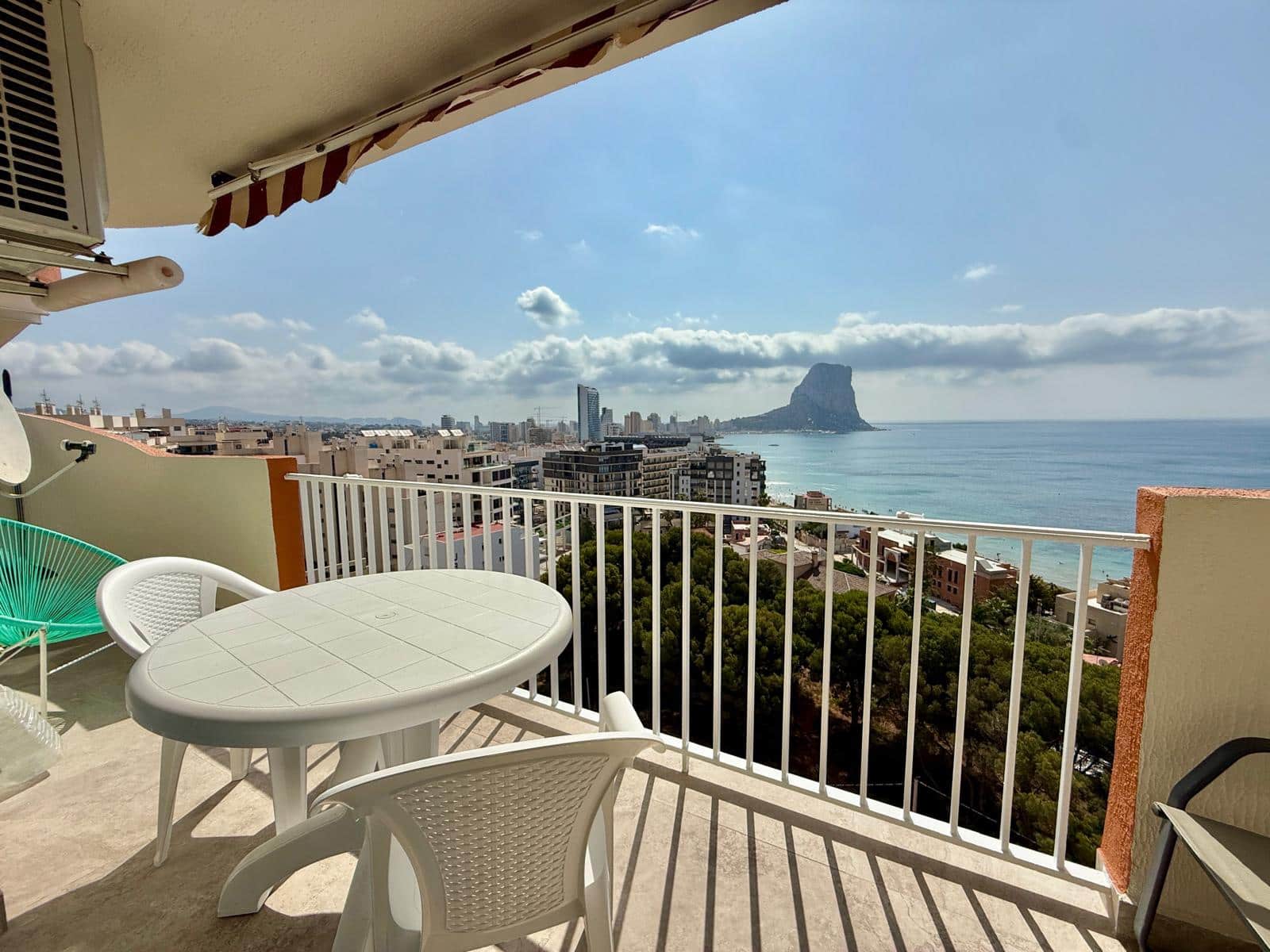 2 bedroom Apartment for sale in Calpe / Calp with pool - € 320,000 (Ref: 698883)