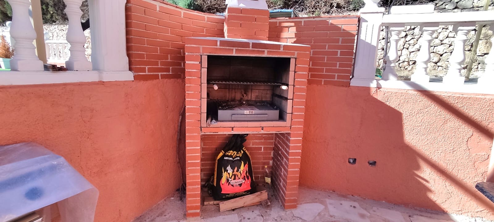 4 sypialnia Willa na sprzedaż w Calpe / Calp z basenem garażem - 535 000 € (Ref: 7356210)