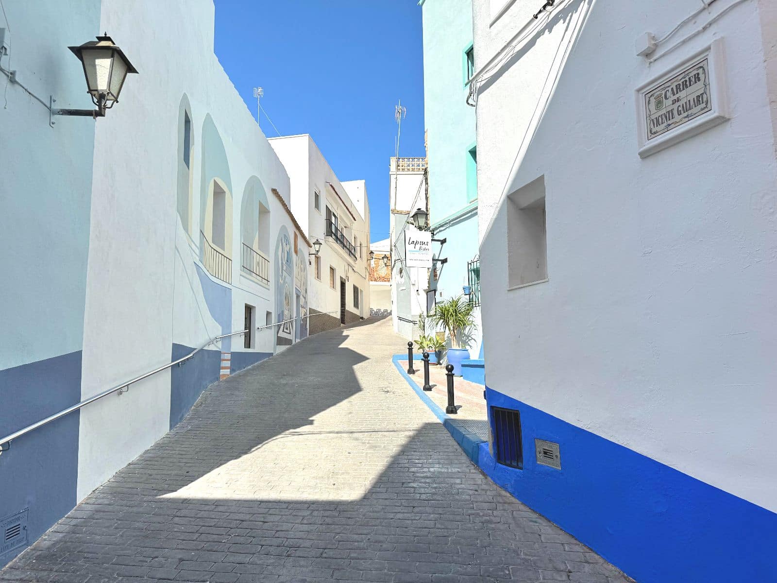 8 bedroom Apartment for sale in Calpe / Calp - € 499,000 (Ref: 8125241)