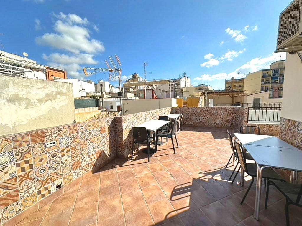 8 soveværelse Hotel til salg i Calpe / Calp - € 995.000 (Ref: 8296585)