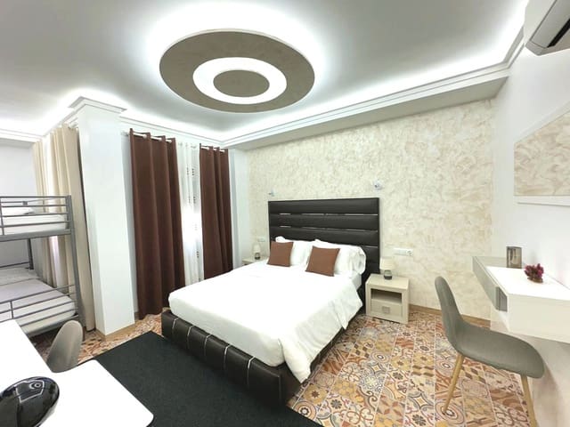 8 bedroom Hotel for sale in Pueblo, Calpe / Calp - € 995,000 (Ref: 8296585)