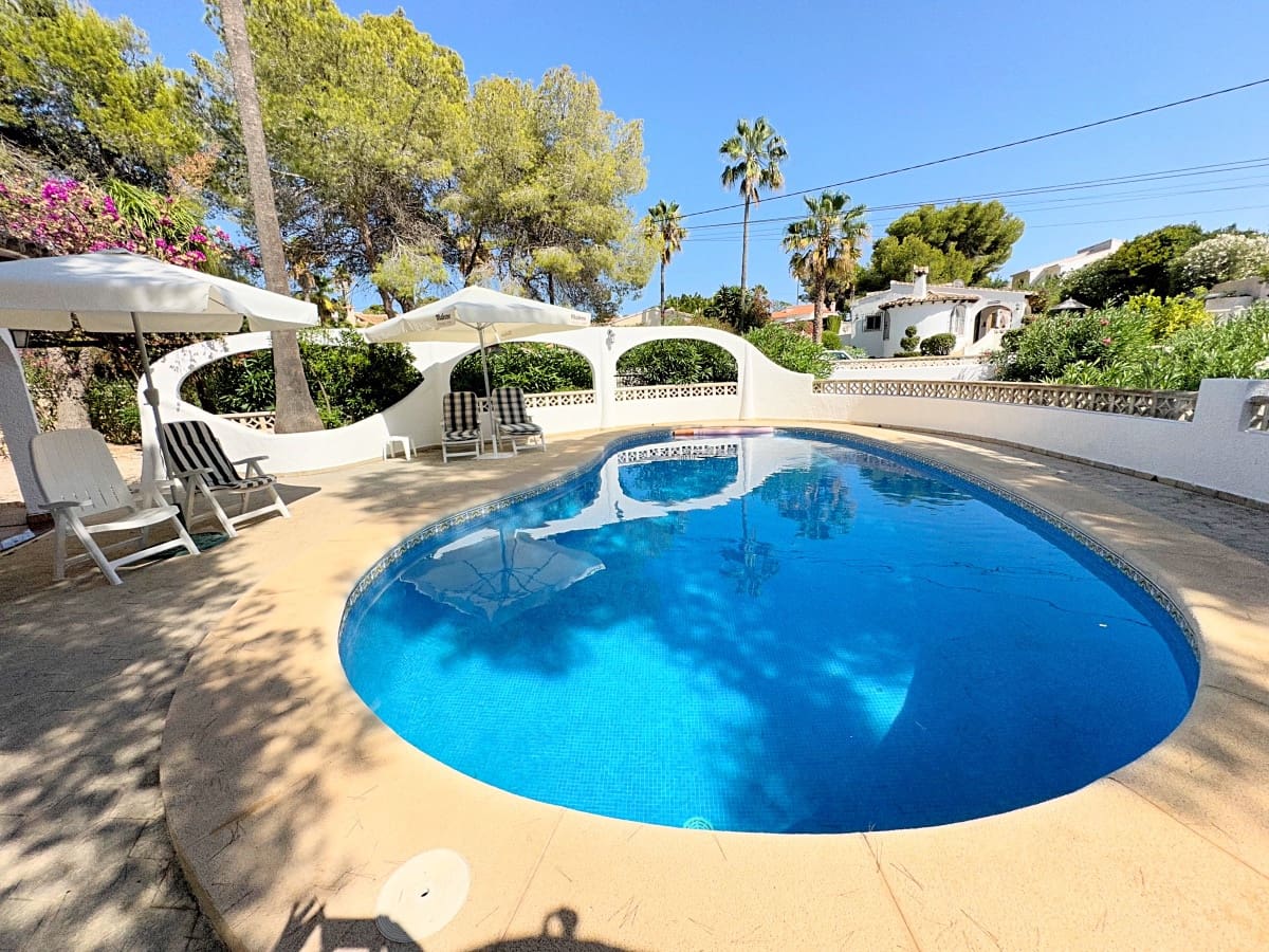 4 sypialnia Willa na sprzedaż w Calpe / Calp z basenem garażem - 710 000 € (Ref: 8463174)