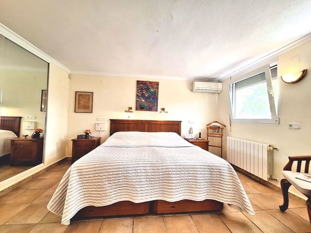 4 sypialnia Willa na sprzedaż w Cometa - Carrió, Calpe / Calp z basenem garażem - 532 000 € (Ref: 8548657)