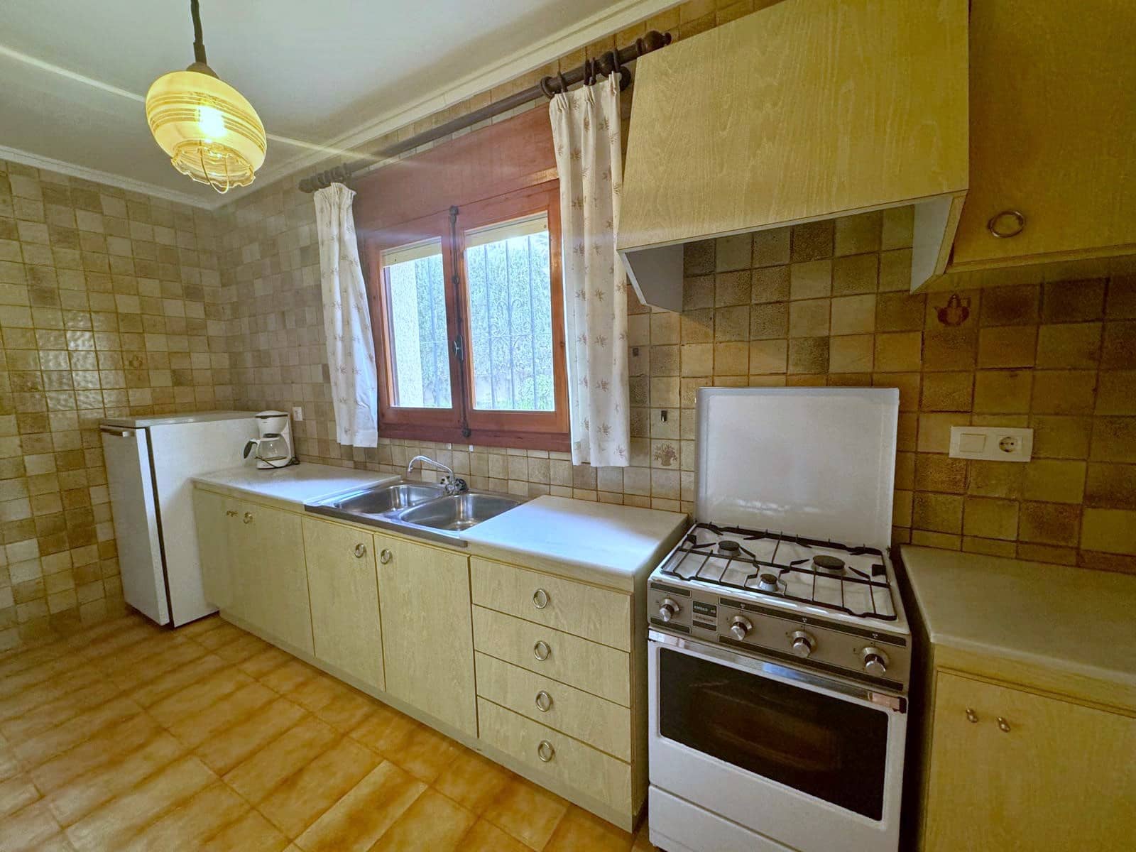4 soveværelse Villa til salg i Calpe / Calp med garage - € 900.000 (Ref: 8758572)