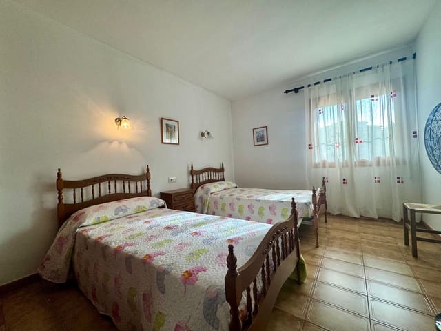 4 soveværelse Villa til salg i Maryvilla, Calpe / Calp med garage - € 900.000 (Ref: 8758572)