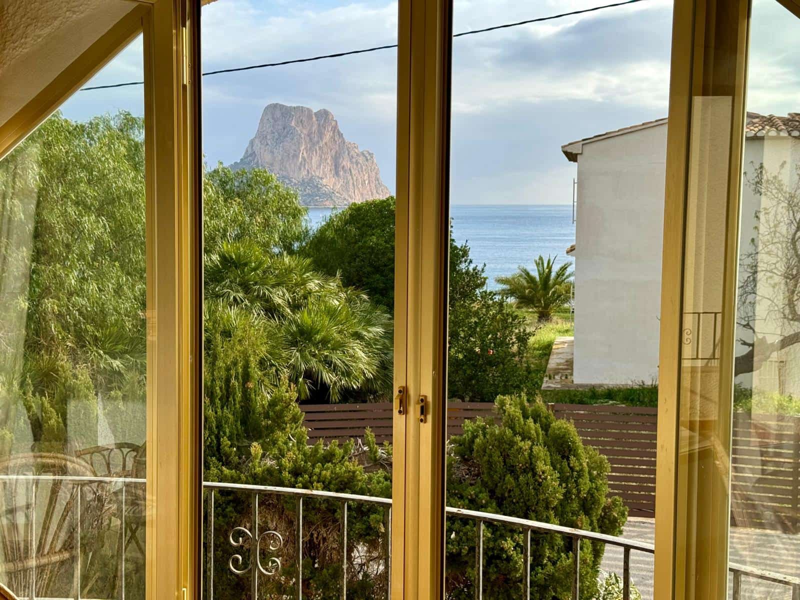 4 soveværelse Villa til salg i Calpe / Calp med garage - € 900.000 (Ref: 8758572)