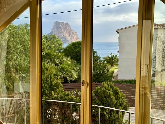 4 sovrum Villa till salu i Maryvilla, Calpe / Calp med garage - 725 000 € (Ref: 8758572)