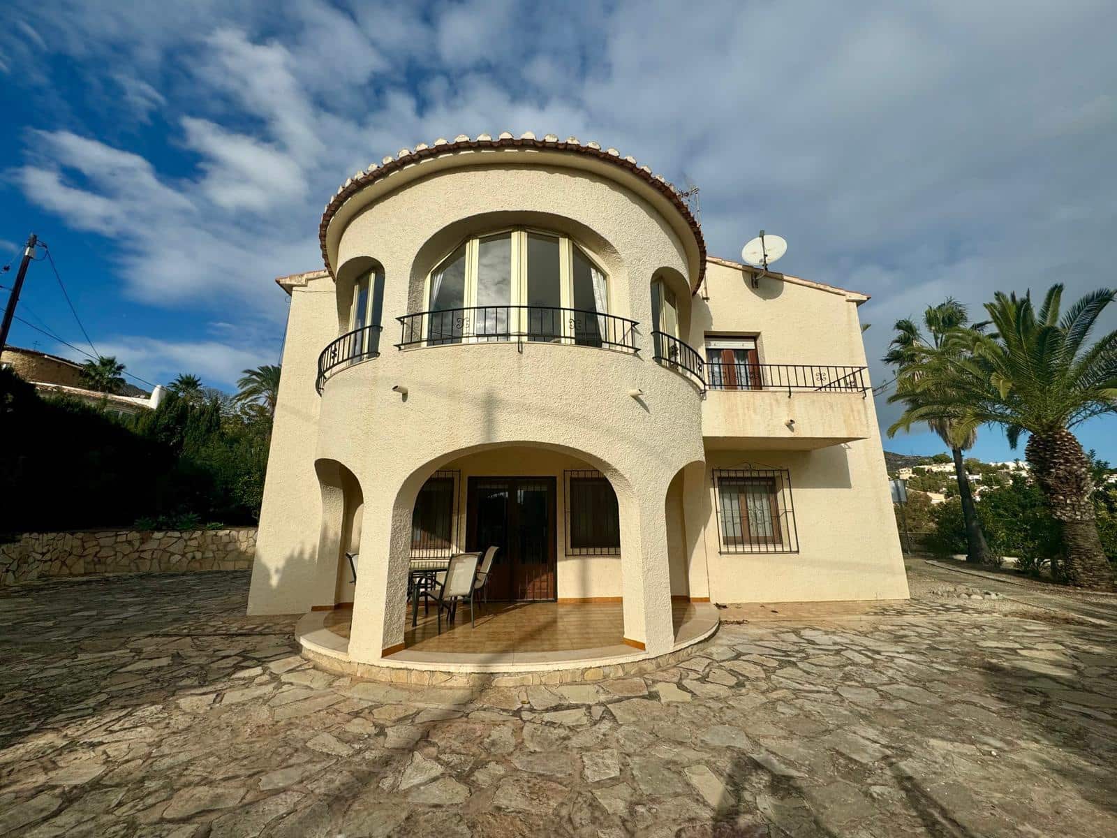 4 soveværelse Villa til salg i Calpe / Calp med garage - € 900.000 (Ref: 8758572)