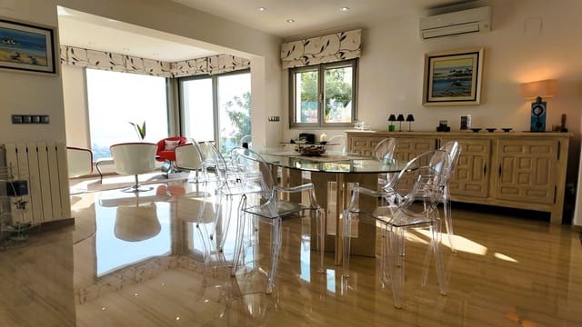 8 Zimmer Villa zu verkaufen in Calpe / Calp - 1.650.000 € (Ref: 8790331)