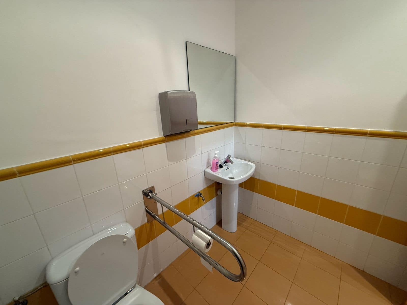 7 chambre Local Commercial à vendre à Calpe / Calp - 380 000 € (Ref: 8816355)