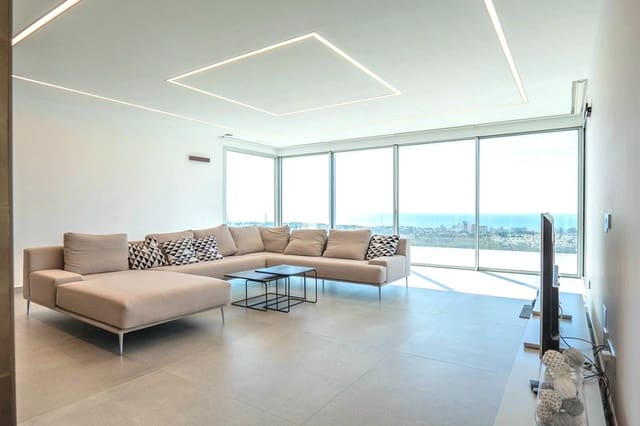 Chalet de 4 habitaciones en Calpe / Calp en venta - 2.825.000 € (Ref: 8850333)