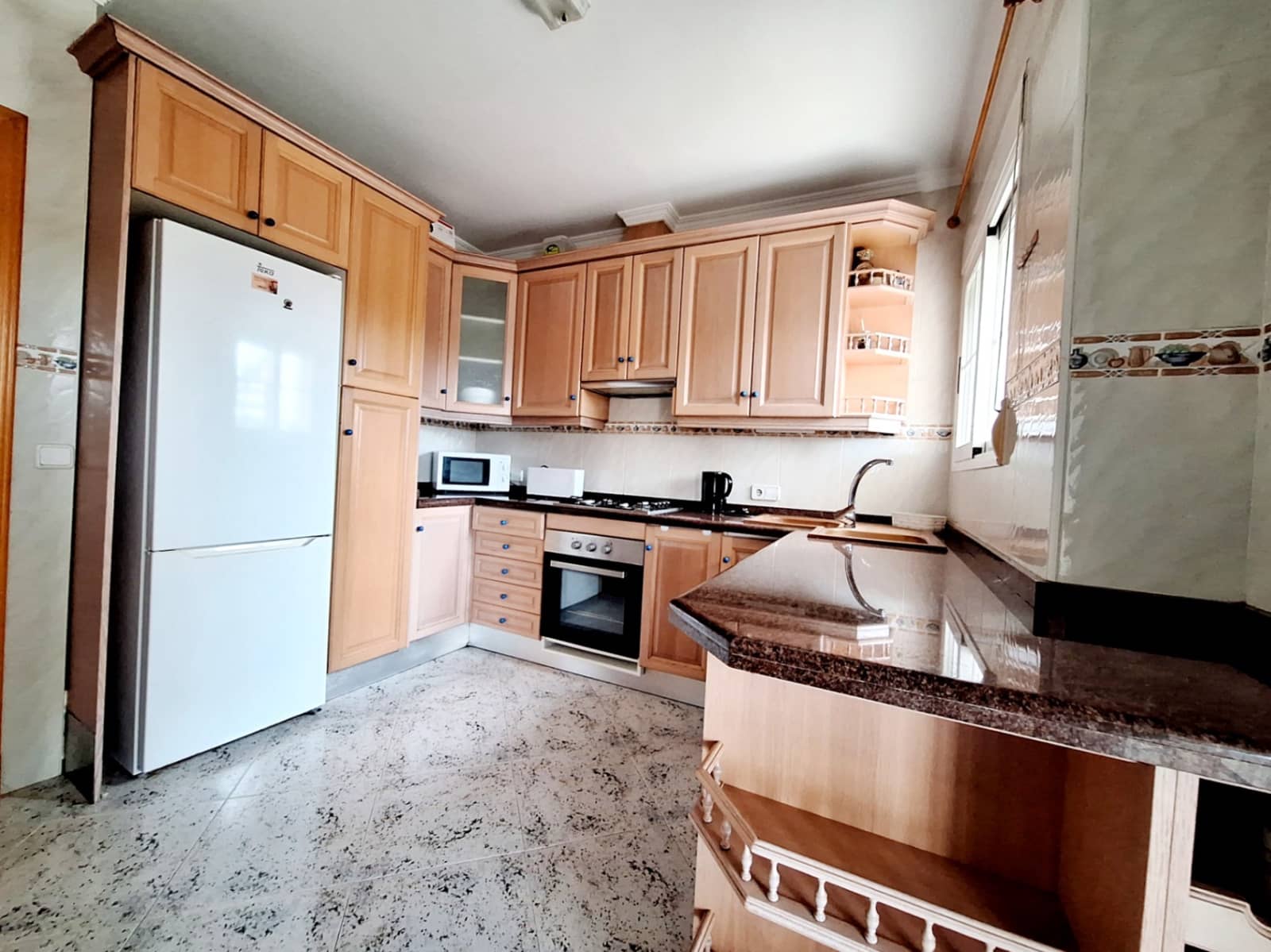 5 bedroom Villa for sale in Calpe / Calp - € 675,000 (Ref: 8865713)