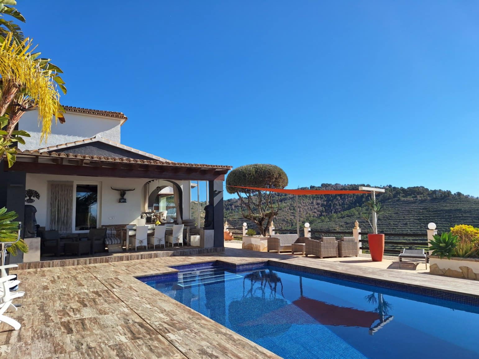 3 bedroom Villa for sale in Calpe / Calp - € 1,200,000 (Ref: 8866617)