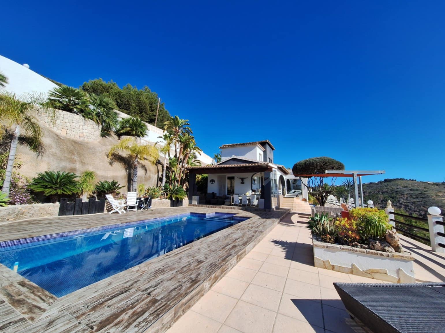 3 bedroom Villa for sale in Calpe / Calp - € 1,200,000 (Ref: 8866617)