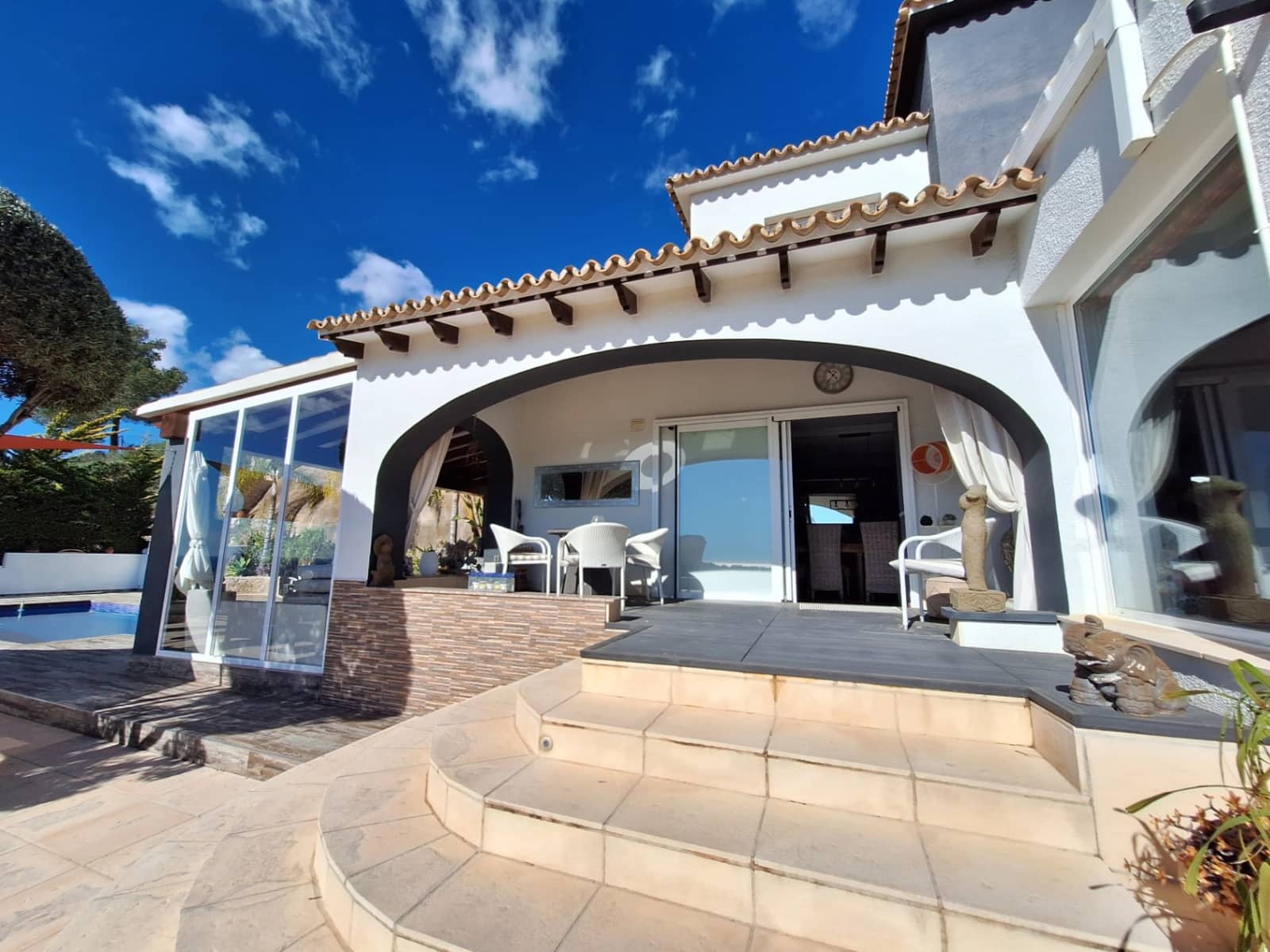 3 bedroom Villa for sale in Calpe / Calp - € 1,200,000 (Ref: 8866617)