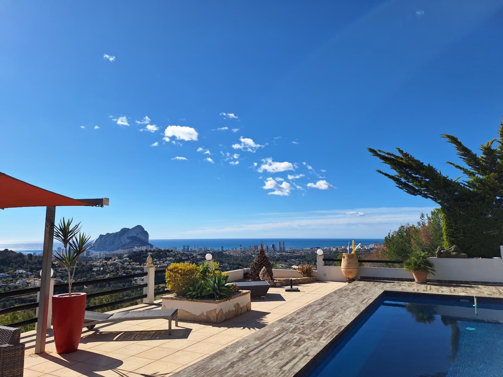 3 bedroom Villa for sale in Calpe / Calp - € 1,200,000 (Ref: 8866617)