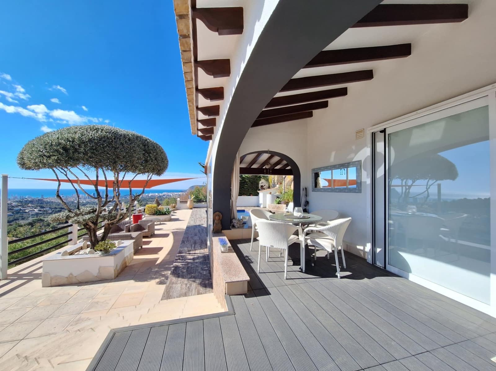 3 bedroom Villa for sale in Calpe / Calp - € 1,200,000 (Ref: 8866617)