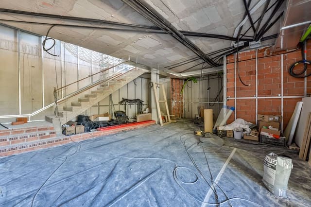 Chalet de 4 habitaciones en Altea en venta con piscina garaje - 2.795.000 € (Ref: 8915835)