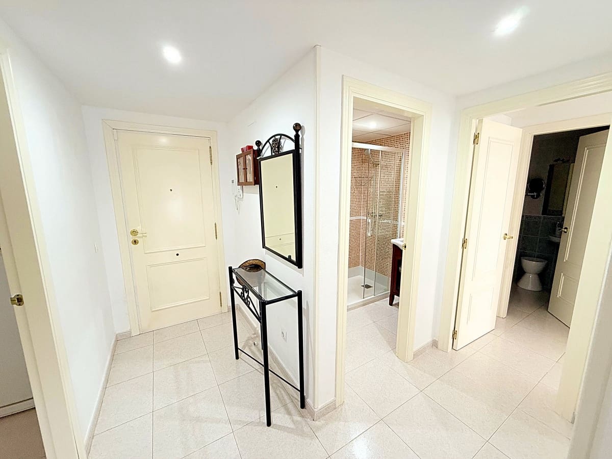 2 soveværelse Lejlighed til salg i Calpe / Calp - € 530.000 (Ref: 9084744)