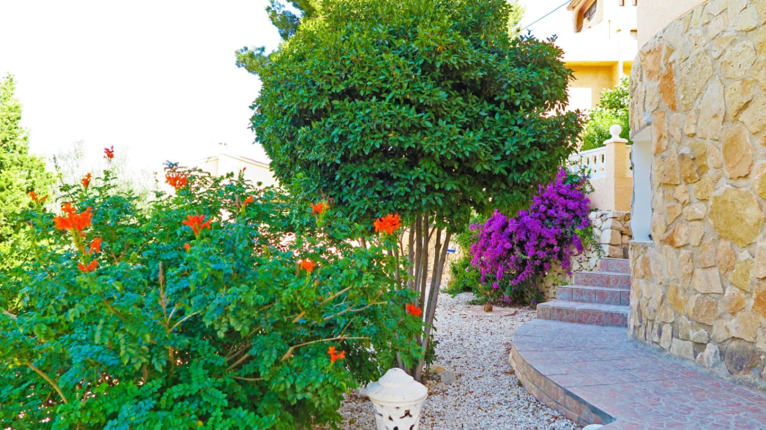 3 bedroom Villa for sale in Calpe / Calp with pool - € 460,000 (Ref: 9097048)