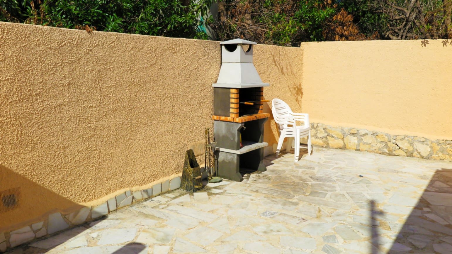 3 bedroom Villa for sale in Calpe / Calp with pool - € 460,000 (Ref: 9097048)