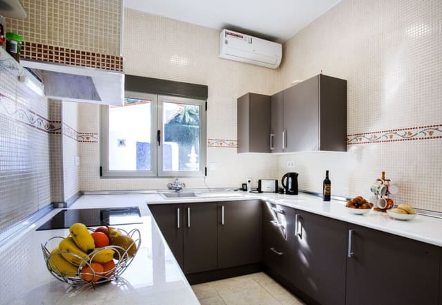 5 makuuhuone Huvila myytävänä paikassa Cometa - Carrió, Calpe / Calp mukana uima-altaan 
autotalli - 850 000 € (Ref: 9119698)